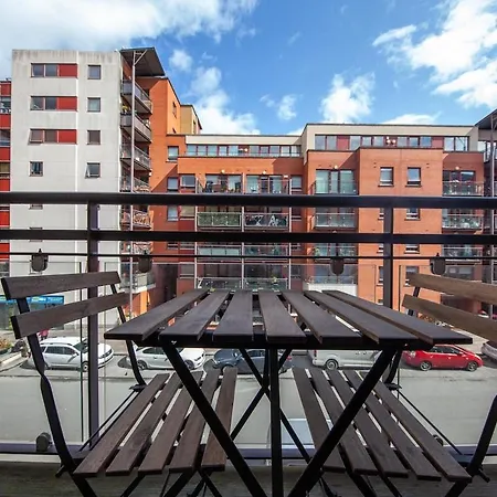 Apartment Exquisite And Modern 2bed In Centre Dublin