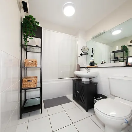 Exquisite And Modern 2bed In Centre